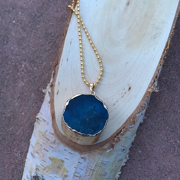 Wild Blue Dream Druzy Necklace - Picture 2 of 3